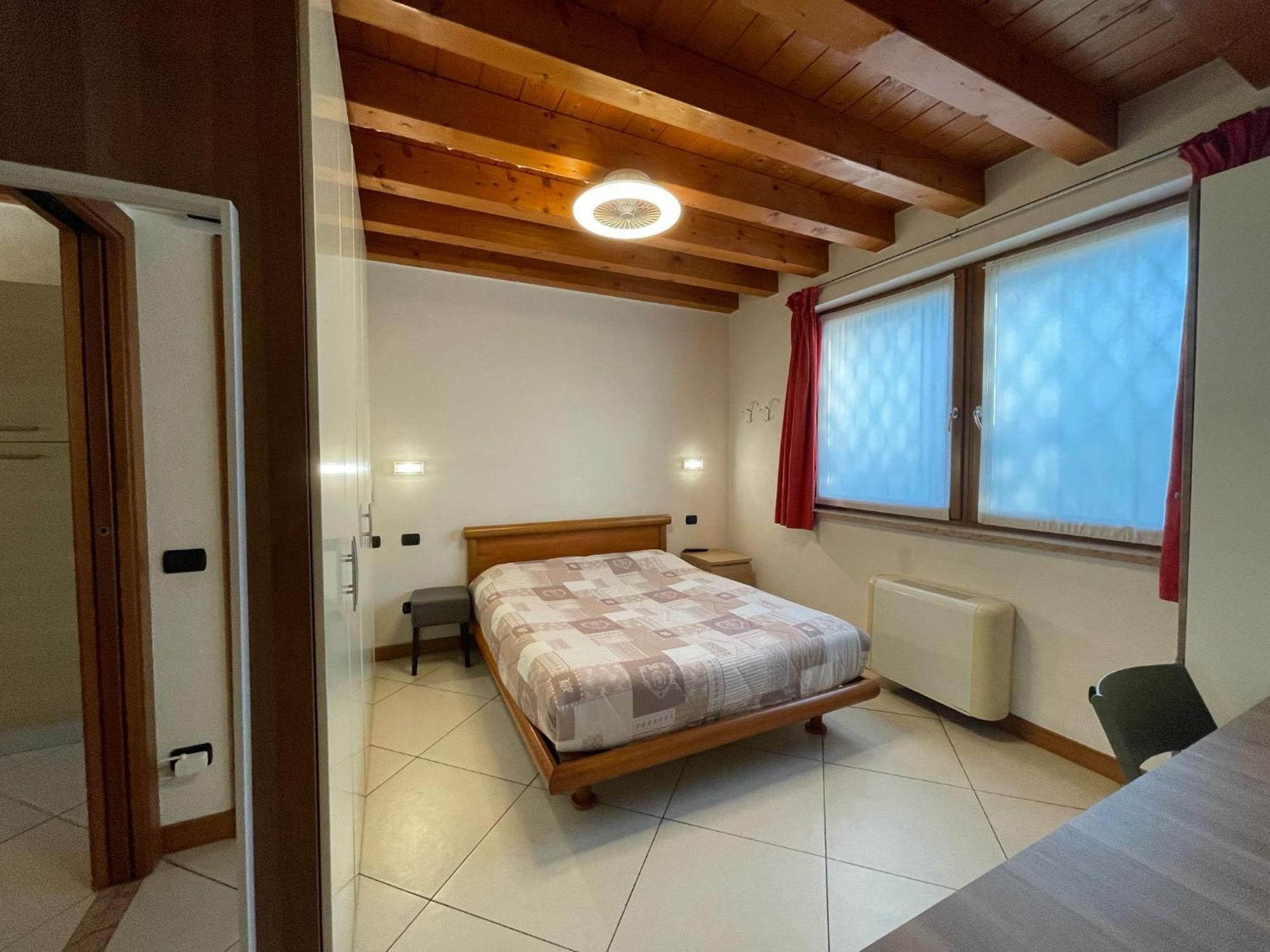 Garda Lake - Appartamenti Castelnuovo del Garda Exteriör bild